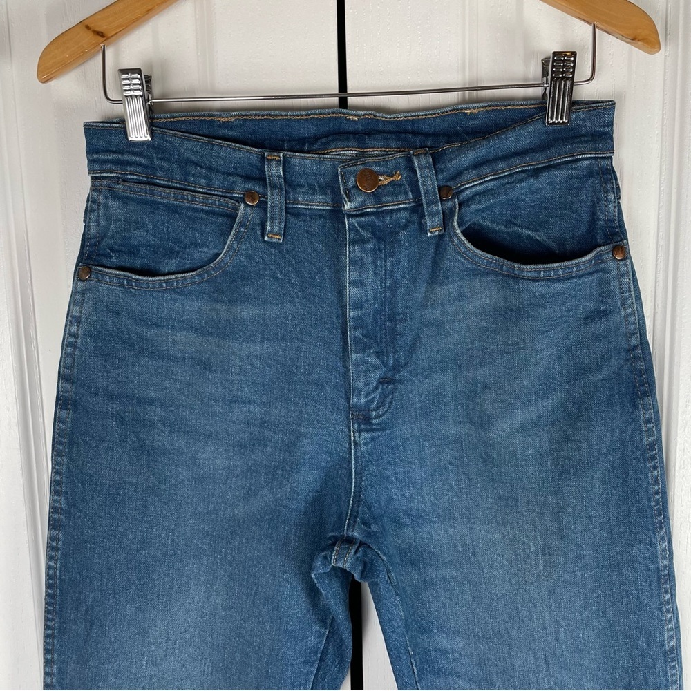 Wrangler A001 3030 Jeans Women’s 28 Blue Straight Leg Coastal Cowgirl Western - Picture 2 of 15